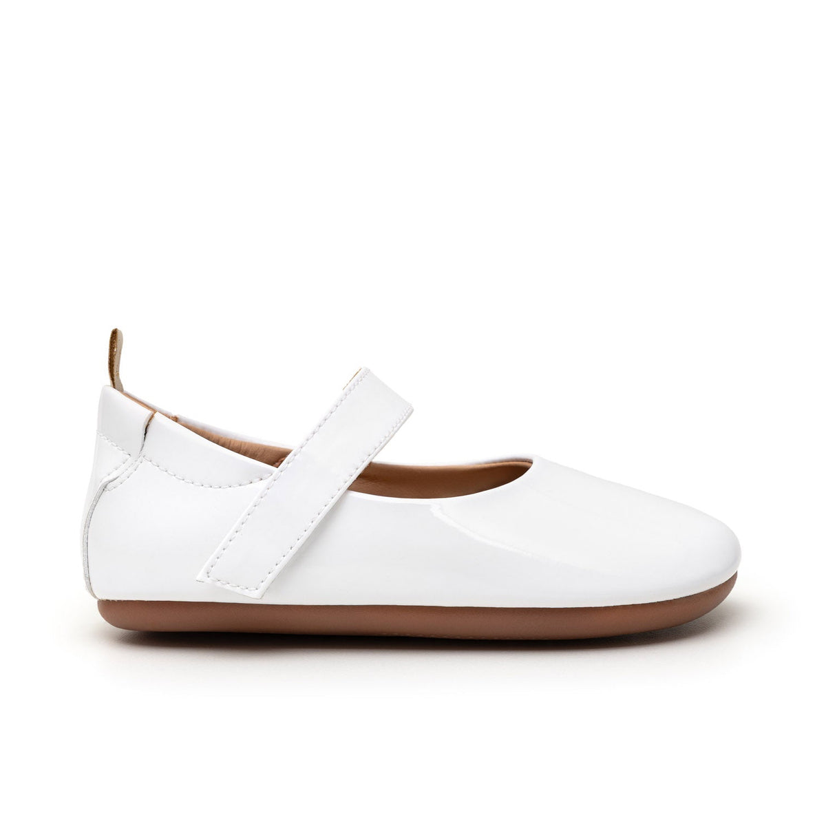 Chatita Bebé Barefoot Tip Toey Joey Dolly Blanca