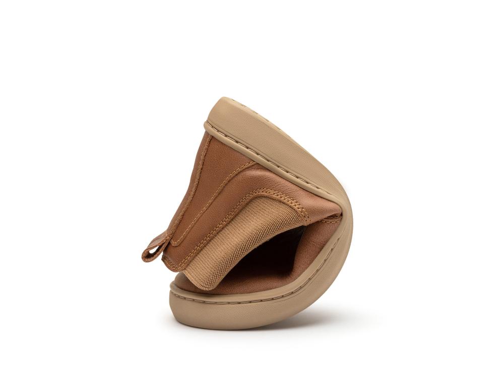 Bota Infantil Barefoot Tip Toey Joey Tracker Marrón