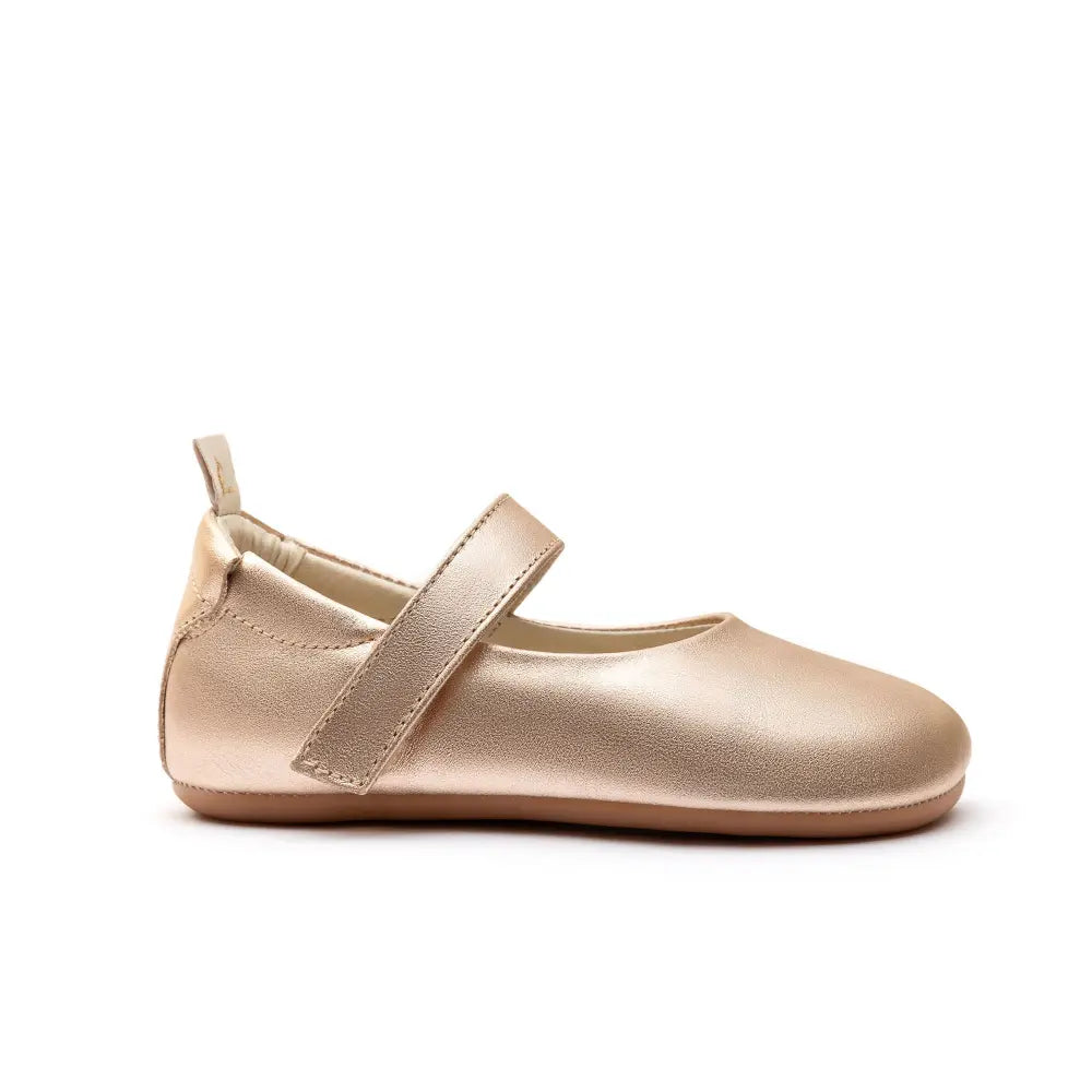 Chatita Bebé Barefoot Tip Toey Joey Dolly