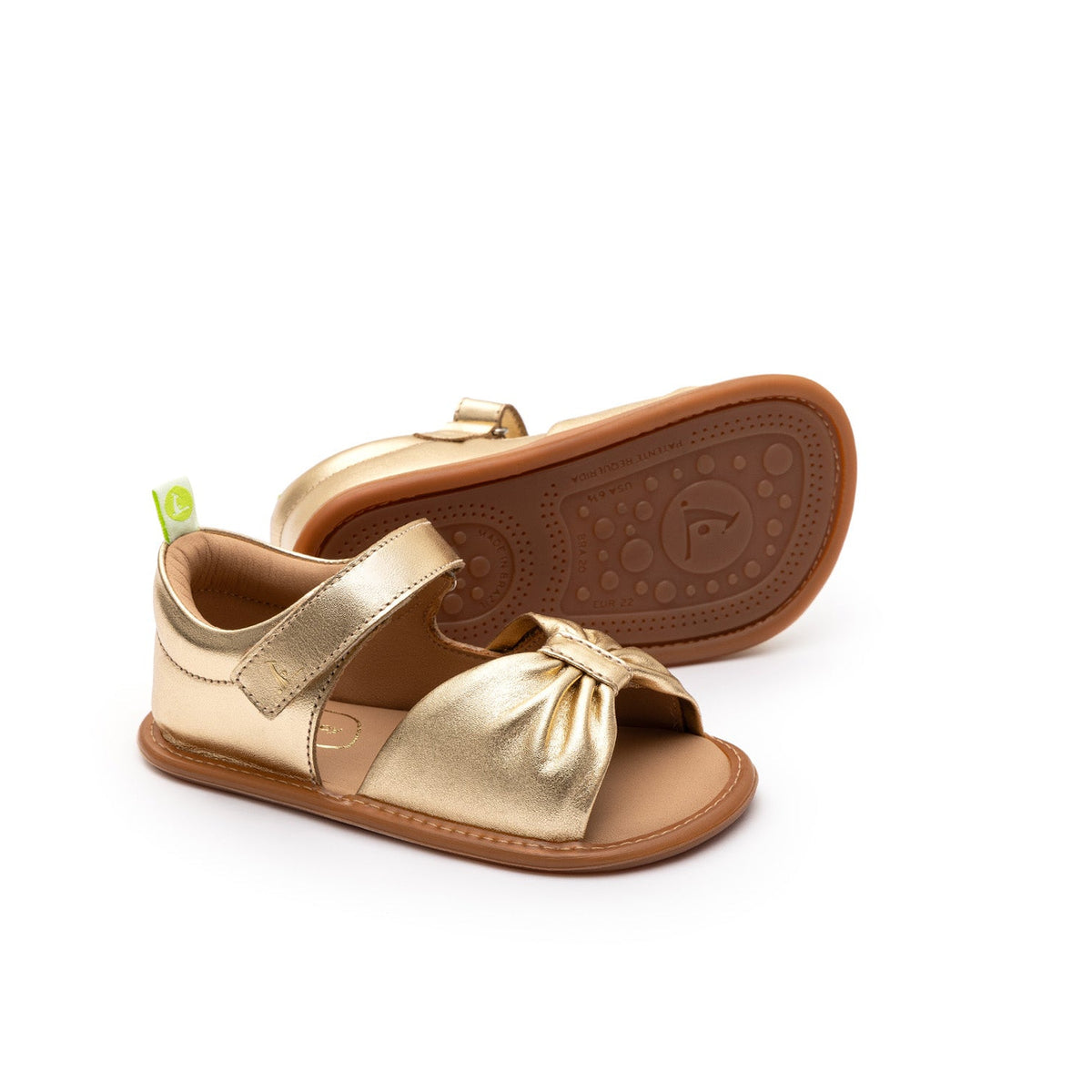 Sandalia Bebe Barefoot Tip Toey Joey Crinkle Dorada
