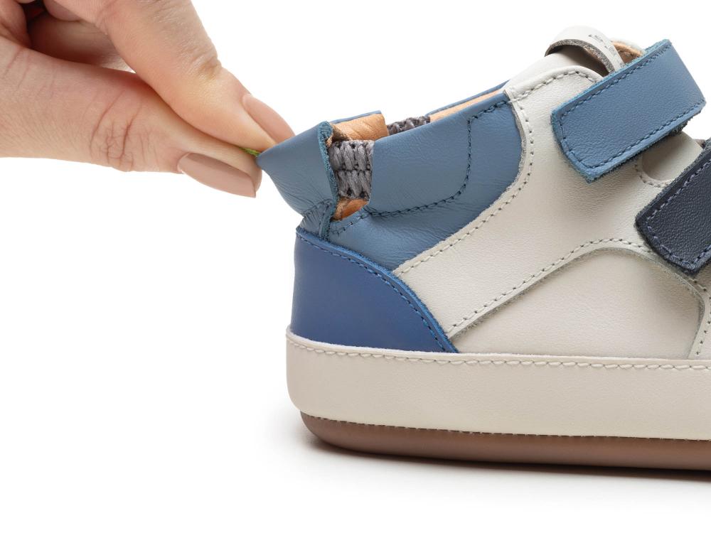 Bota Bebé Barefoot Tip Toey Joey Metropoly Azul