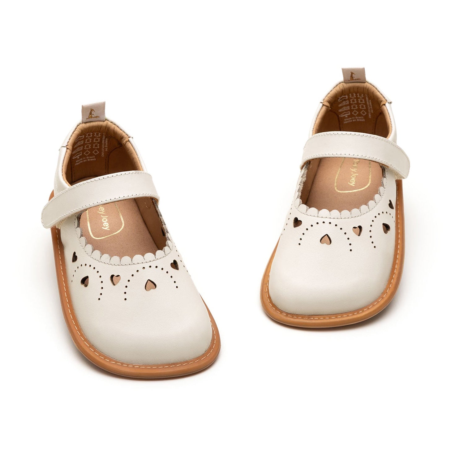 AE Chatita Bebe Barefoot Tip Toey Joey Sweetheart Crema