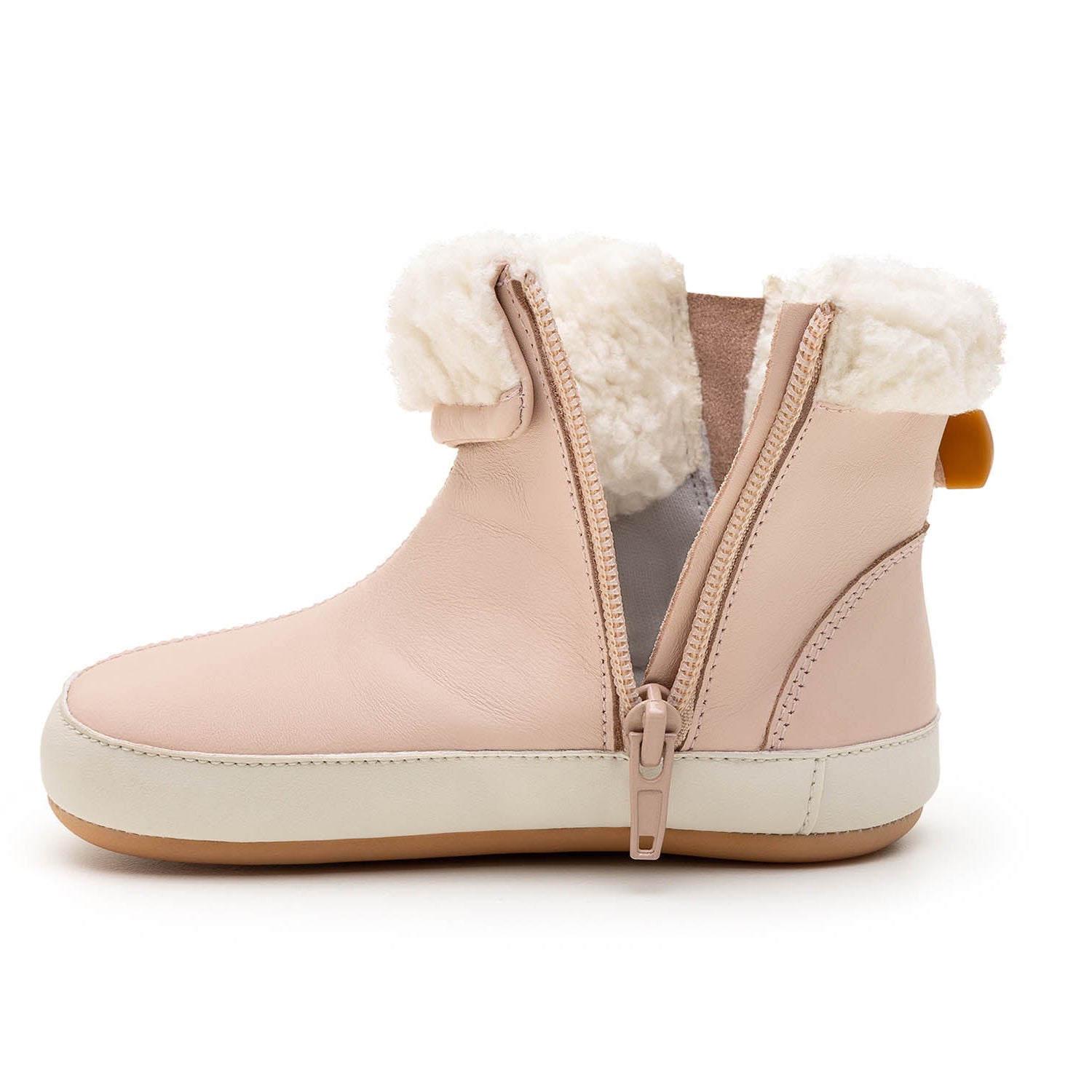 AE_Bota_Bebe_Barefoot_Tip_Toey_Joey_Dobby_Rosada_5