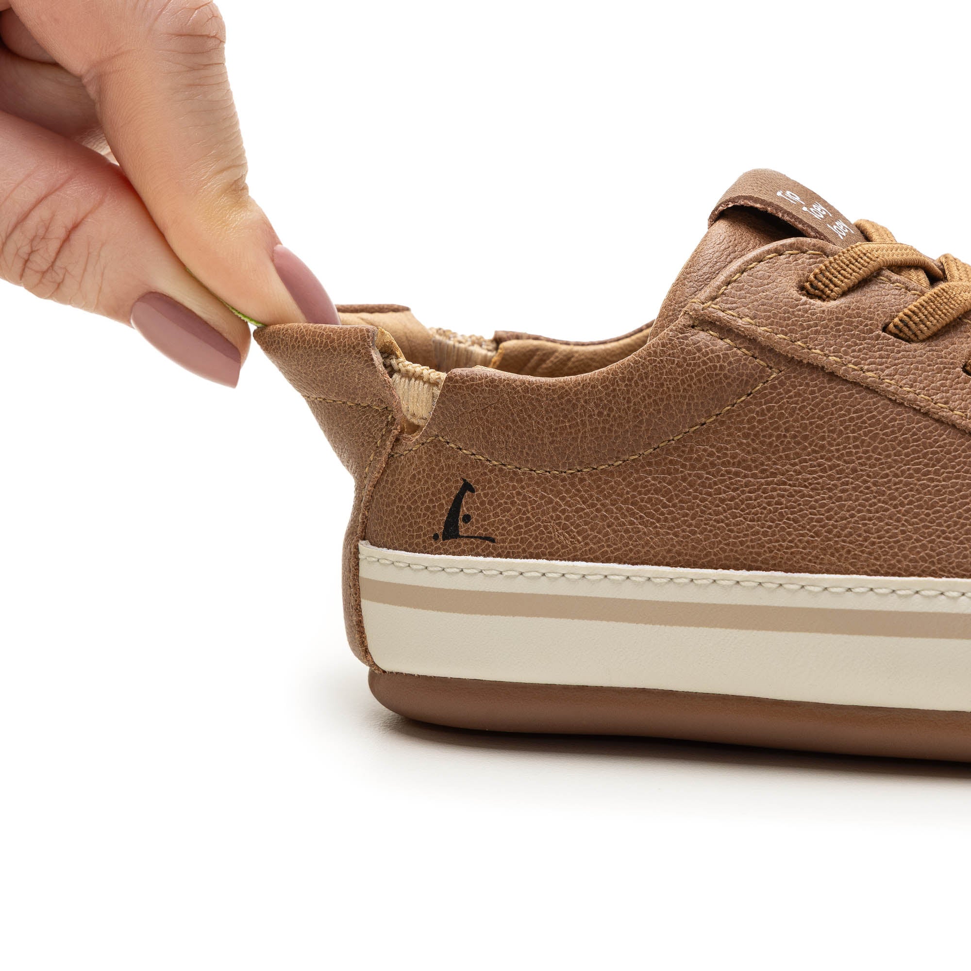 AE_Calzado_Bebe_Barefoot_Tip_Toey_Joey_Funky_Marron_3