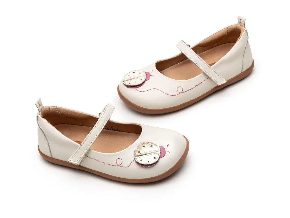 Chatita Infantil Barefoot Tip Toey Joey Ladybug