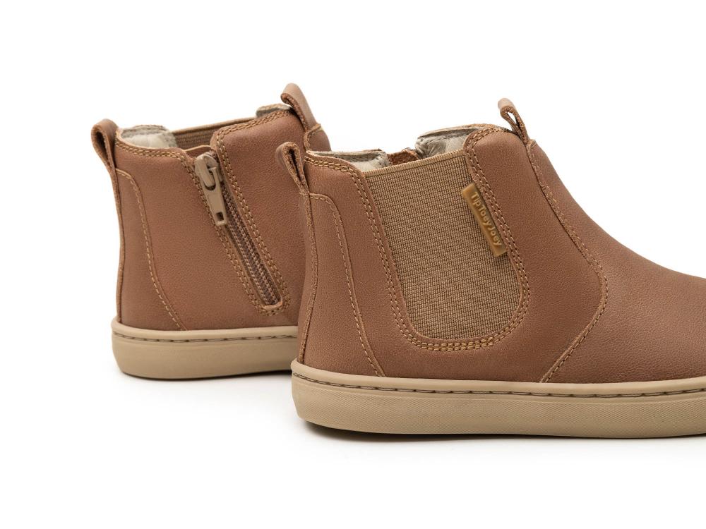 Bota Infantil Barefoot Tip Toey Joey Tracker Marrón