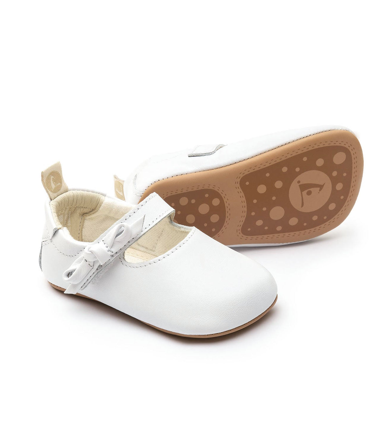 Chatita Bebe Barefoot Tip Toey Joey Gift Blanca